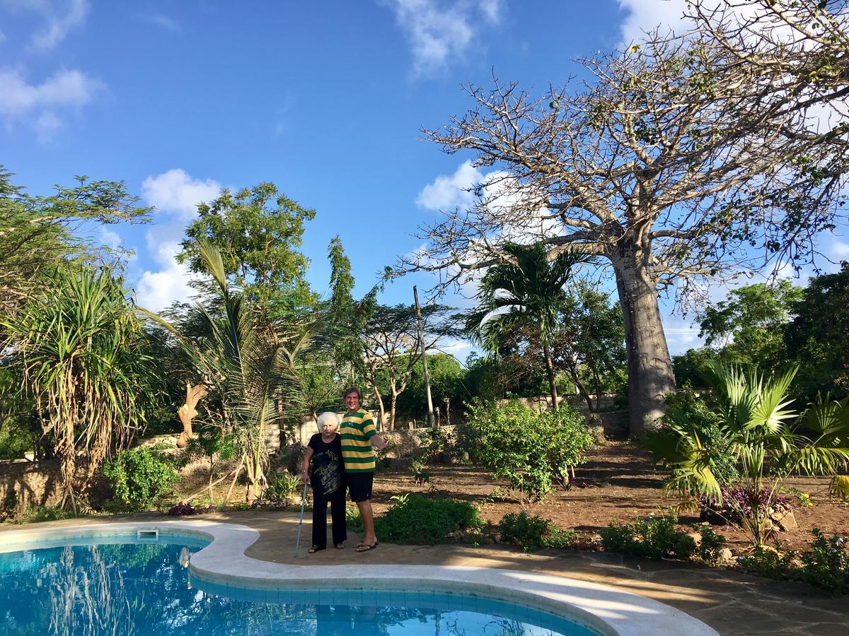 Tradewinds Lodge Diani Beach Exterior foto